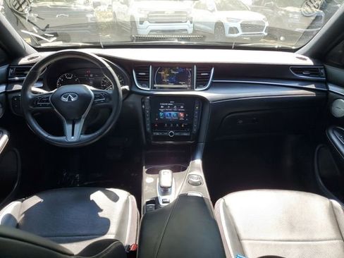 Used 2023 INFINITI QX50 Sport FWD image 10