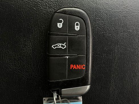 Used 2022 Dodge Charger SXT w/ Leather Interior Group image 26