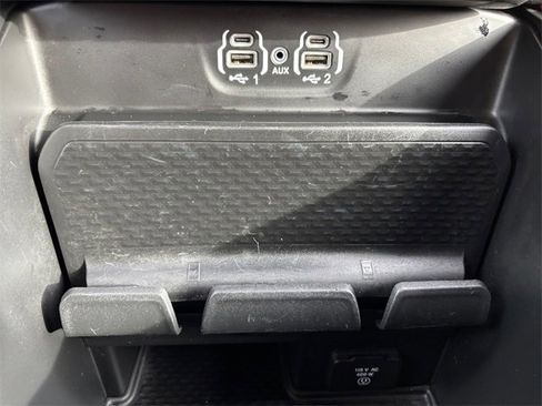 Used 2022 RAM 1500 Rebel image 24