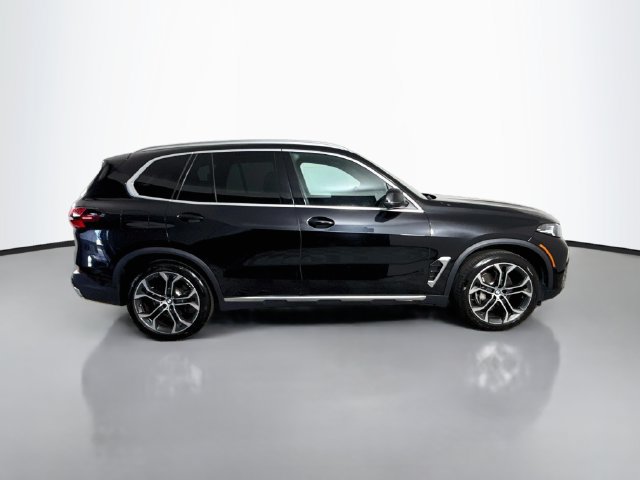 Used 2024 BMW X5 sDrive40i w/ Parking Assistance Package RWD image 11