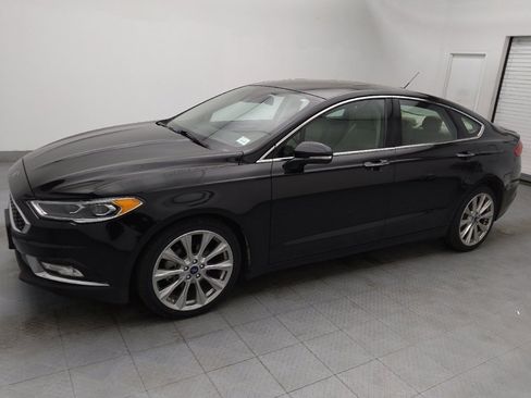 Used 2017 Ford Fusion Platinum image 2