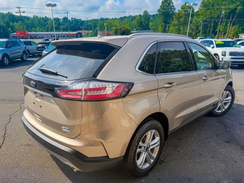 Used 2020 Ford Edge SEL w/ Convenience Package FWD image 4