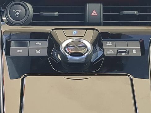 New 2025 Toyota bZ4X AWD image 27