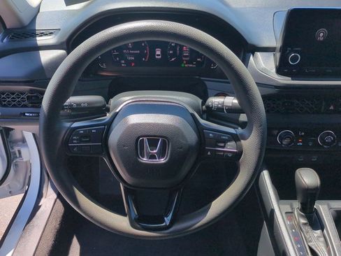 Certified 2023 Honda Accord LX image 11