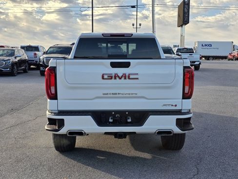 Used 2022 GMC Sierra 1500 AT4 w/ AT4 Preferred Package image 6