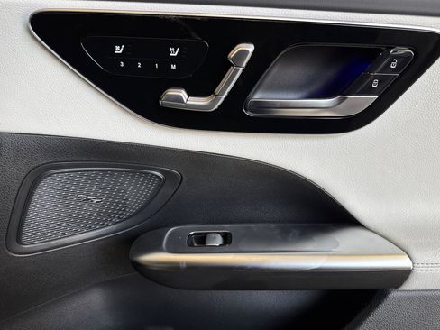 New 2025 Mercedes-Benz C 300 4MATIC Sedan image 20