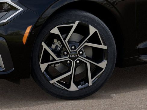 New 2026 Kia K5 EX image 9
