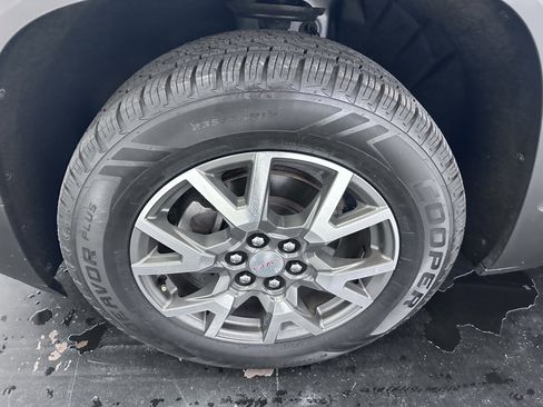 Used 2020 GMC Acadia SLE w/ Driver Convenience Package FWD image 25