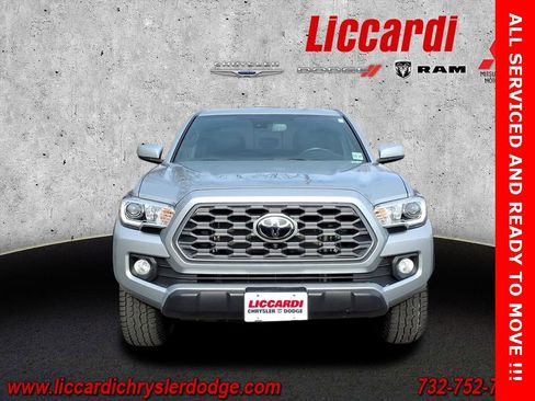 Used 2023 Toyota Tacoma 4x4 Double Cab image 2