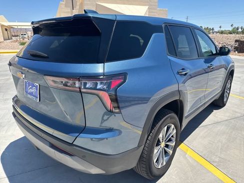 Used 2025 Chevrolet Equinox LT AWD/4WD image 5