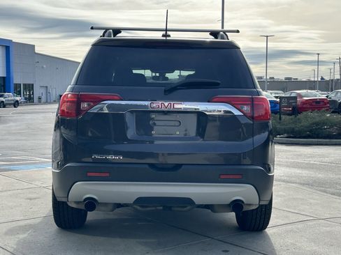 Used 2017 GMC Acadia SLE image 6