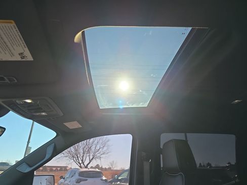 Used 2023 GMC Sierra 1500 Denali w/ Technology Package image 21