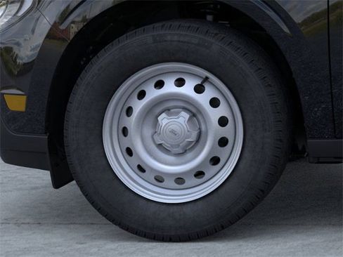 New 2025 Ford Maverick XL w/ Equipment Group 102A image 20