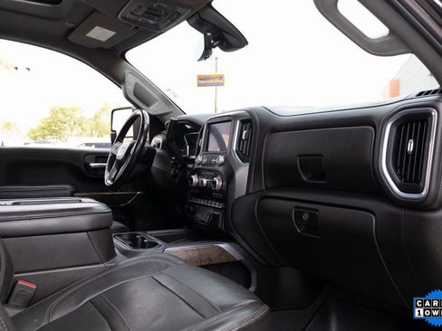 Used 2022 GMC Sierra 2500 Denali w/ Denali Black Diamond Edition AWD/4WD image 18