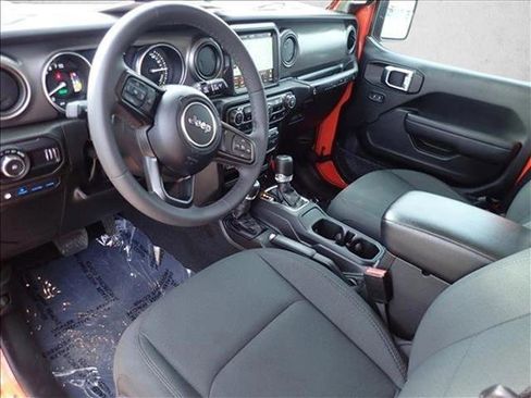 Used 2023 Jeep Wrangler Unlimited w/ 8.4" Radio Group AWD/4WD image 10