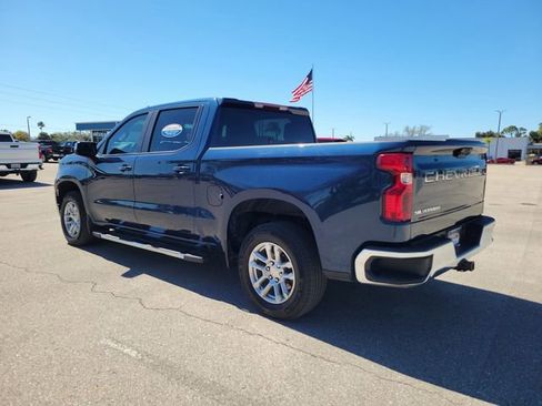 Certified 2022 Chevrolet Silverado 1500 LT image 3