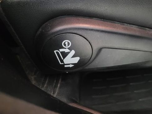 Used 2016 Toyota Highlander XLE image 43