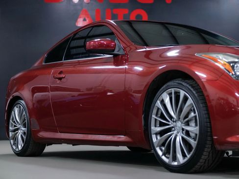 Used 2014 INFINITI Q60 Journey w/ Premium Package image 2