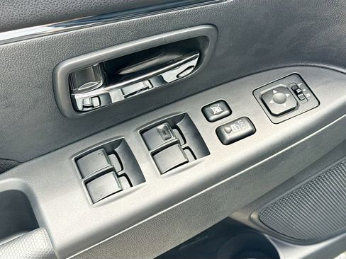 New 2026 Mitsubishi Outlander Sport LE AWD/4WD image 18