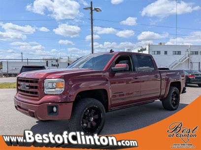 Used 2015 GMC Sierra 1500 SLT w/ SLT Crew Cab Value Package
