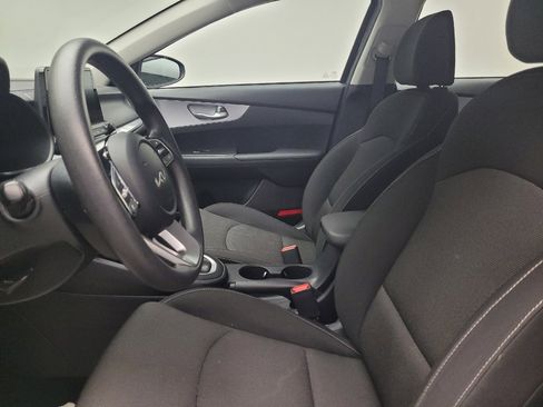 Used 2024 Kia Forte LXS image 17