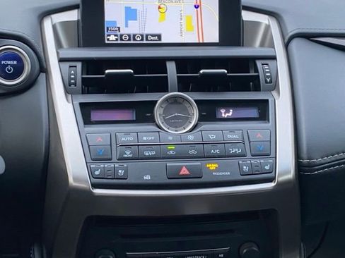 Used 2017 Lexus NX 300h AWD image 17