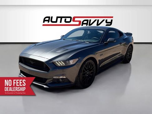 Used 2017 Ford Mustang GT w/ GT Performance Package RWD image 3
