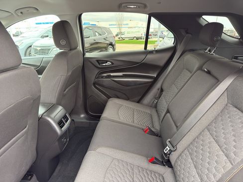 Used 2020 Chevrolet Equinox LT FWD image 32