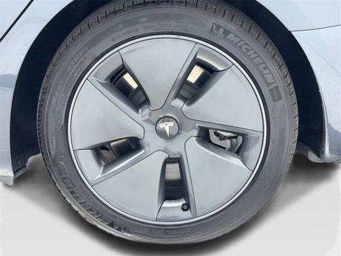 Used 2023 Tesla Model 3 Standard Range image 56