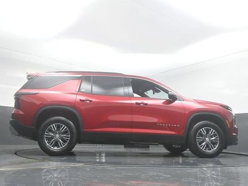 New 2026 Chevrolet Traverse LT image 32