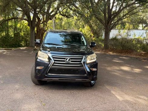 Used 2015 Lexus GX 460 w/ Navigation Package AWD/4WD image 2