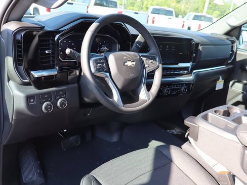 New 2026 Chevrolet Silverado 1500 LT AWD/4WD image 6