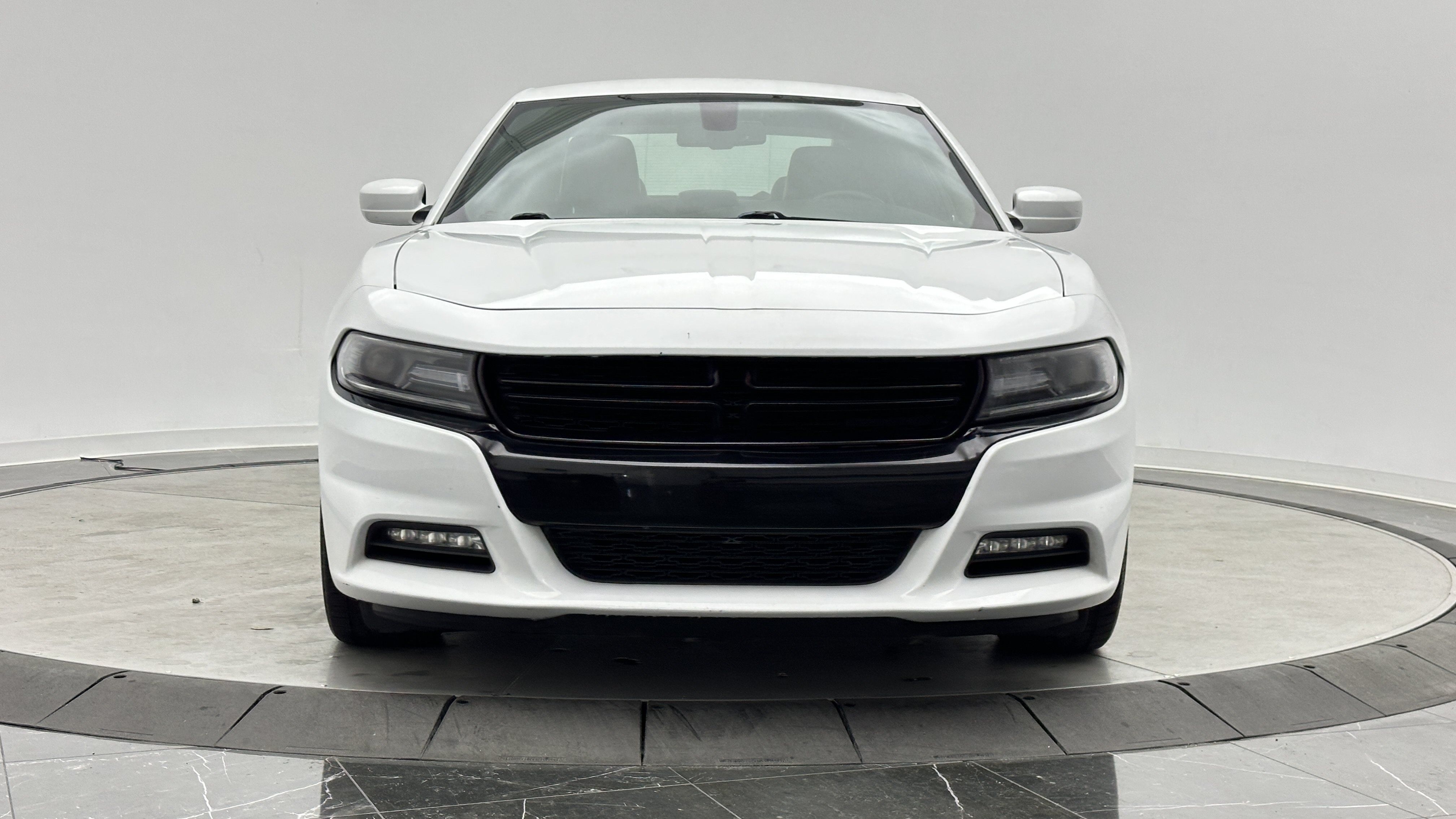 Used 2018 Dodge Charger GT AWD/4WD image 2