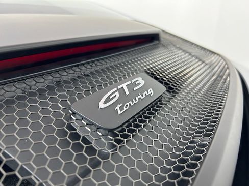Used 2026 Porsche 911 GT3 RWD image 13