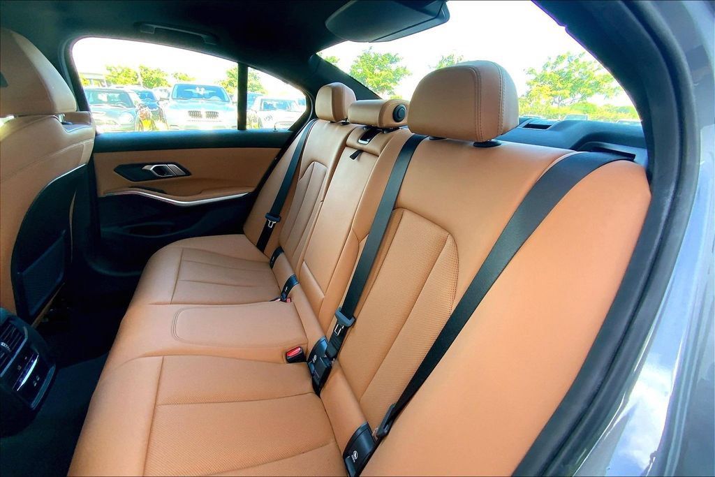Used 2023 BMW 330i Sedan w/ Parking Assistance Package RWD image 24