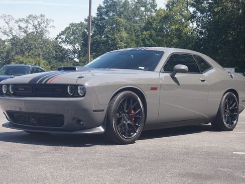 Used 2023 Dodge Challenger R/T Scat Pack w/ Plus Package image 5