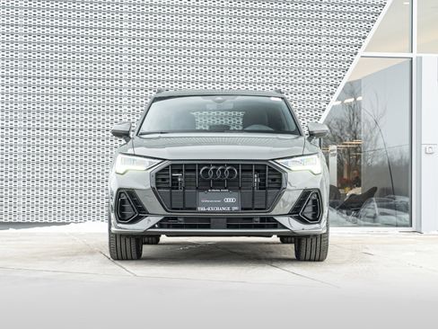 Certified 2025 Audi Q3 2.0T Premium w/ Convenience Package image 33