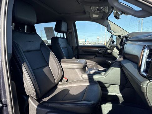 Certified 2024 GMC Sierra 2500 Denali w/ Denali Reserve Package image 25