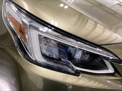 Used 2021 Subaru Outback Touring XT AWD/4WD image 28