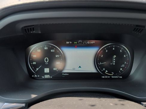 Used 2019 Volvo XC60 T5 Inscription w/ Protection Package Premier FWD image 6