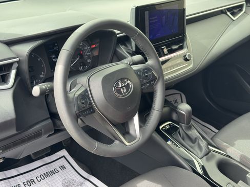 Used 2024 Toyota Corolla SE image 13