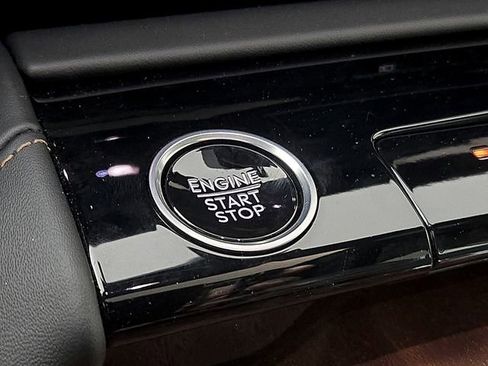New 2026 Lincoln Navigator L Black Label AWD/4WD image 21