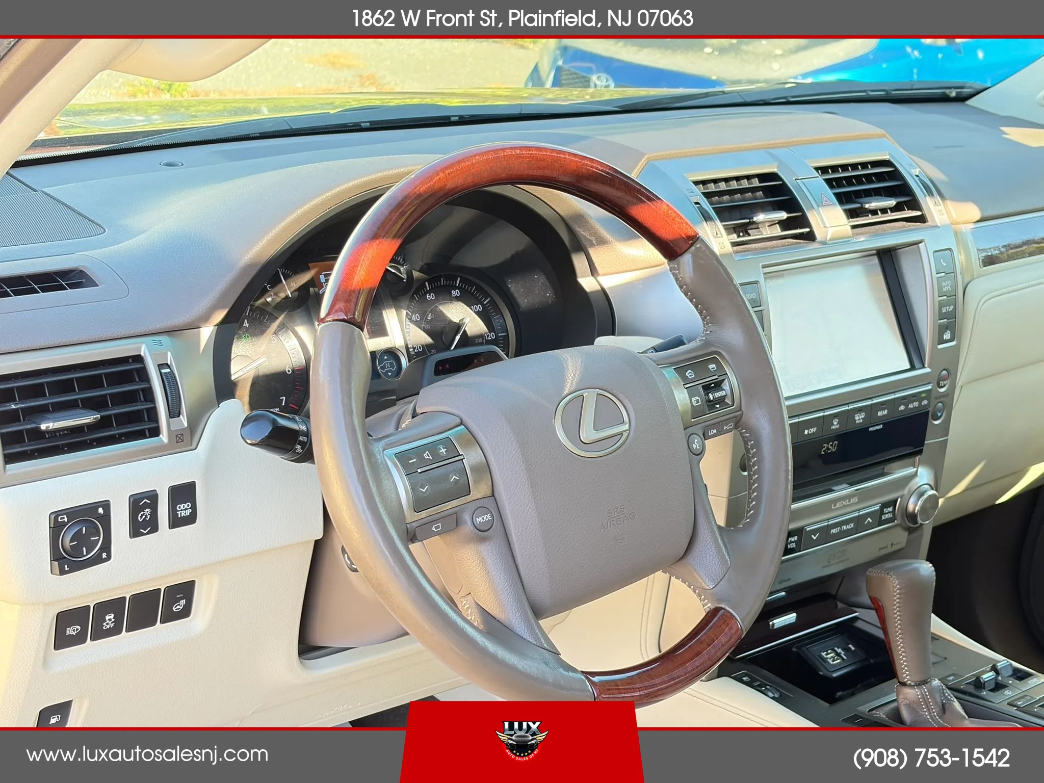 Used 2015 Lexus GX 460 Luxury AWD/4WD image 29
