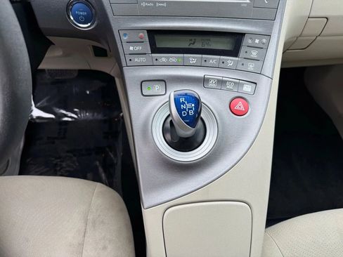 Used 2012 Toyota Prius Two image 19