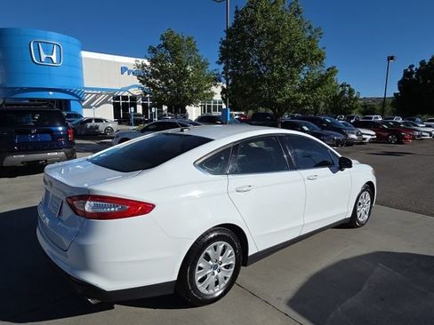 Used 2013 Ford Fusion S FWD image 5
