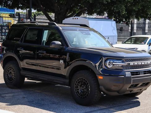 New 2025 Ford Bronco Sport Big Bend image 3