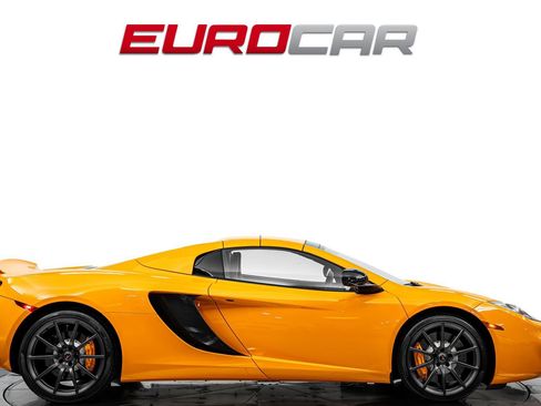 Used 2013 McLaren MP4-12C Spider RWD image 7