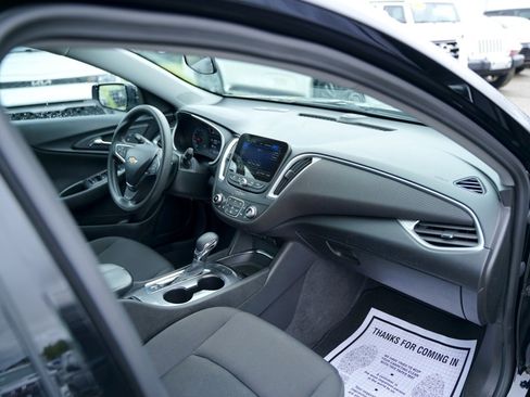 Used 2023 Chevrolet Malibu LT image 20