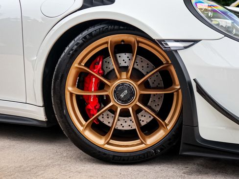 Used 2019 Porsche 911 GT3 RS w/ Weissach Package RWD image 13