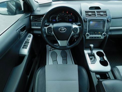 Used 2012 Toyota Camry SE image 13